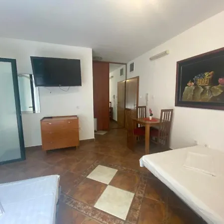 Apartment Lutovac