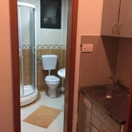 Lutovac Apartment