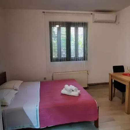 Apartment Lutovac *